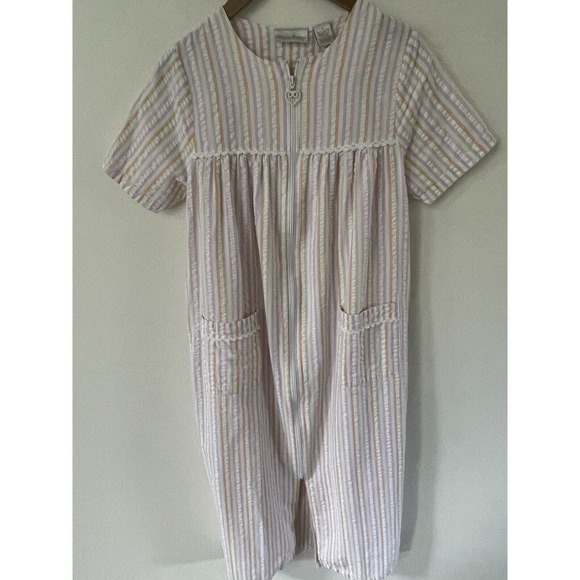Intimate Essentials Womens Vintage Seersucker Robe Zip Up Front Housecoat Small - Picture 1 of 15